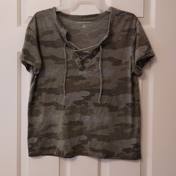 American Eagle camo crop tee - Picture 5 of 7
